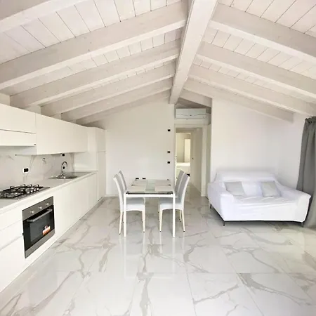 Superior Apt Lake Como Apartment