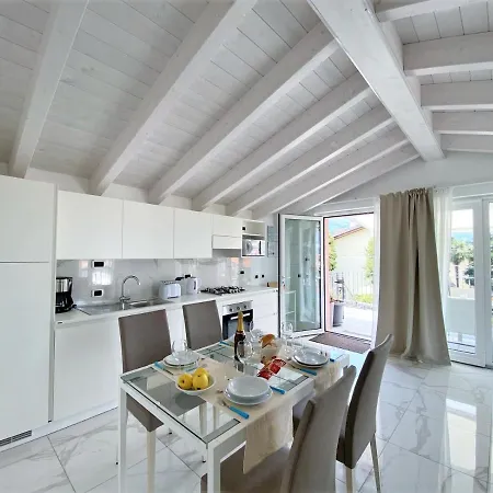 Apartment Superior Apt Lake Como Colico